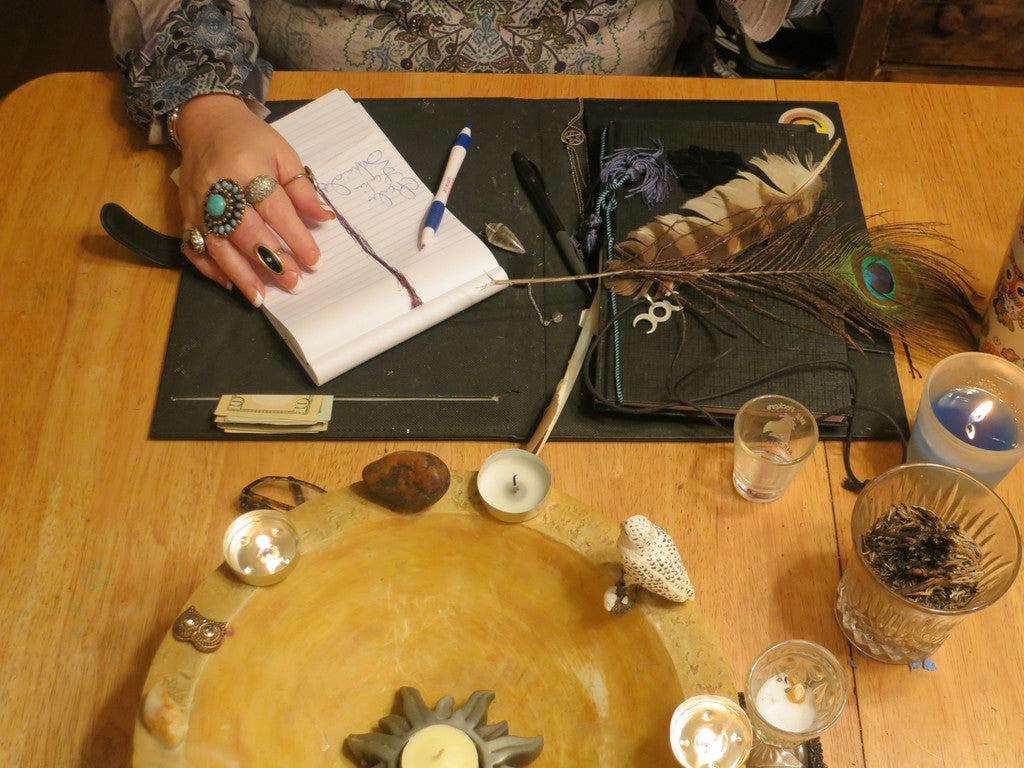 Talking to Spirits with Sabrina, The Mountain Medium